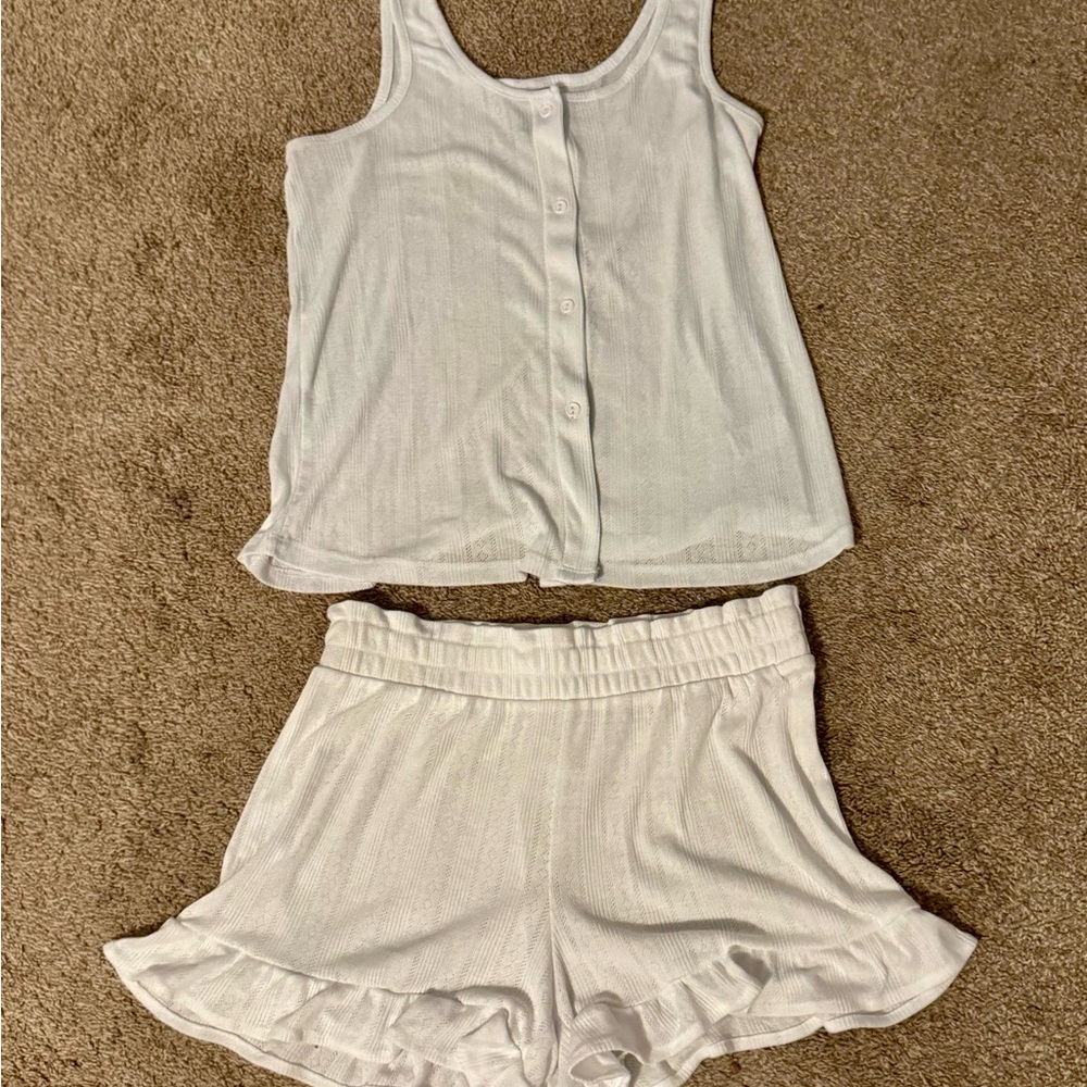 Flowy Tank Top & White Set